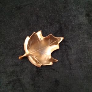 VTG Stuart Nye Copper Maple Leaf Brooch